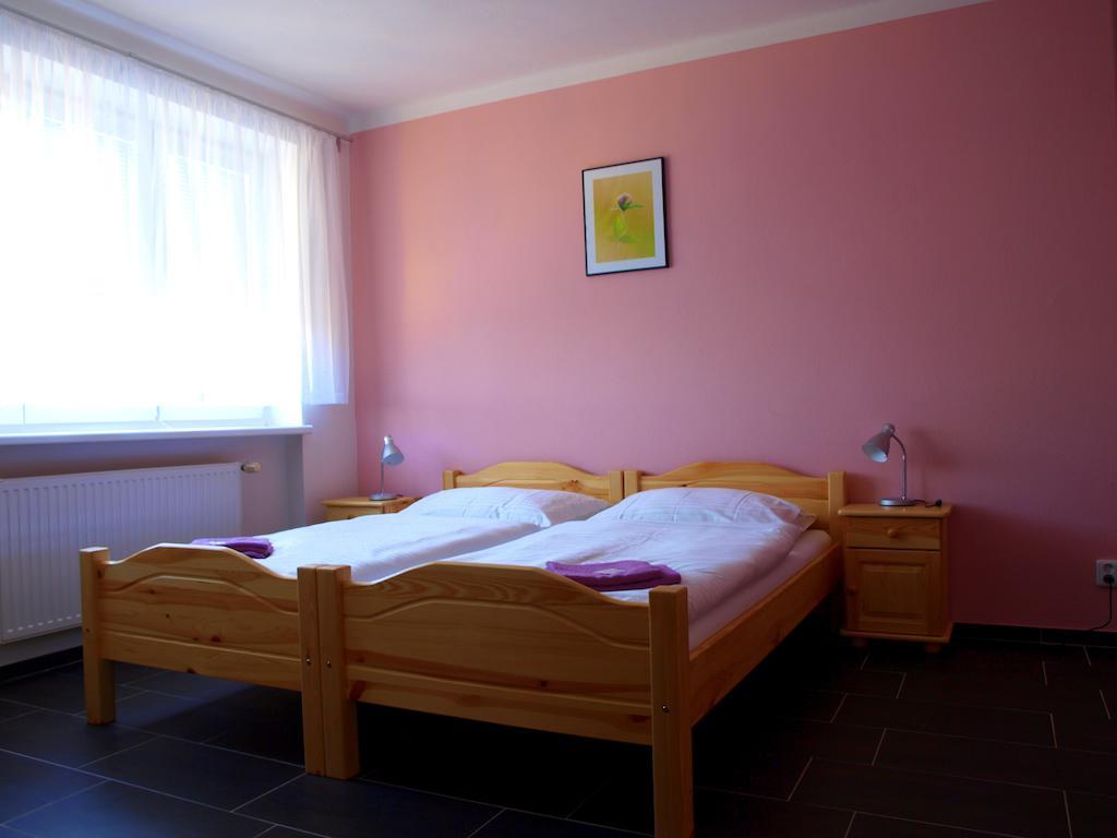 Penzion U Dvou Lip Drnholec Ruang foto